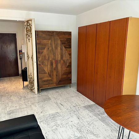 Paris Ponthieu Apartment Exterior photo